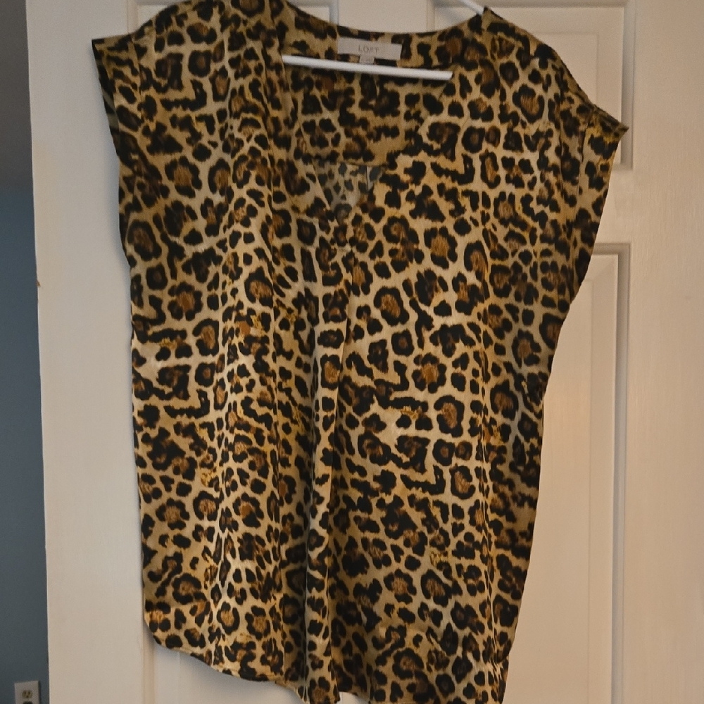 LOFT Black and Brown Graphic Cap Sleeve Blouse